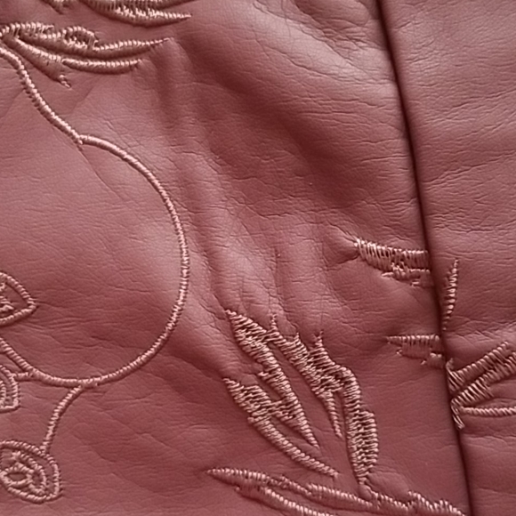 Size 18 City Chic Faux Leather Skirt - Picture 4 of 4